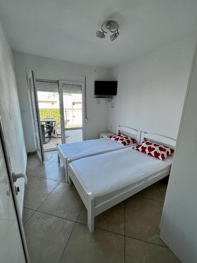 Apartments Apartmani Bojana Utjeha Zewnętrze zdjęcie