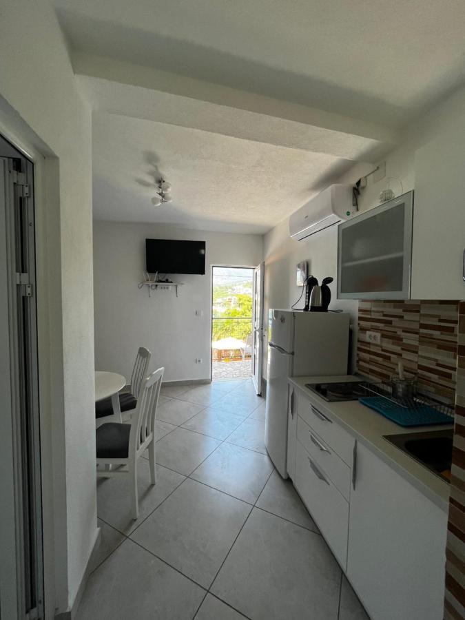 Apartments Apartmani Bojana Utjeha Zewnętrze zdjęcie