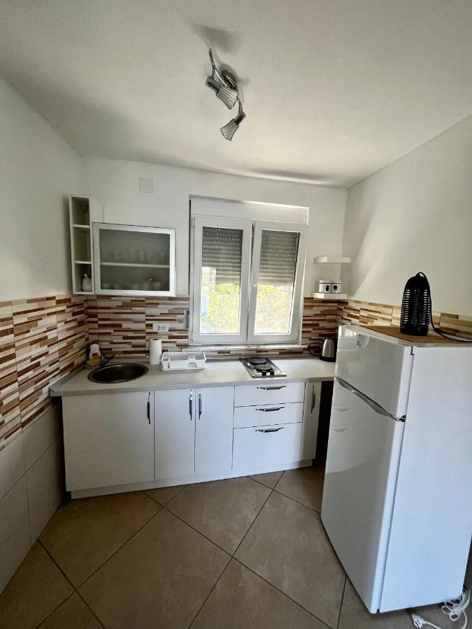 Apartments Apartmani Bojana Utjeha Zewnętrze zdjęcie