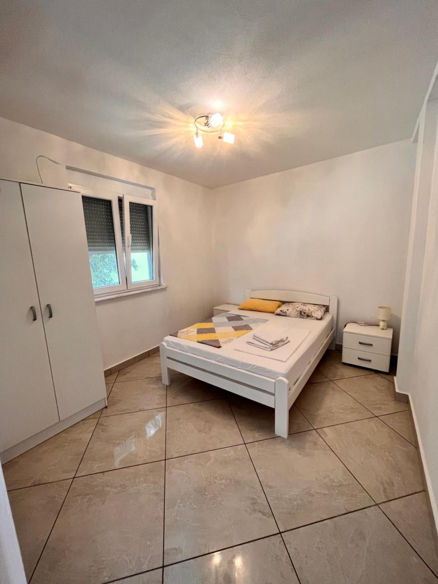 Apartments Apartmani Bojana Utjeha Zewnętrze zdjęcie